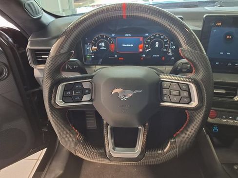 Used 2024 Ford Mustang GT RWD image 9