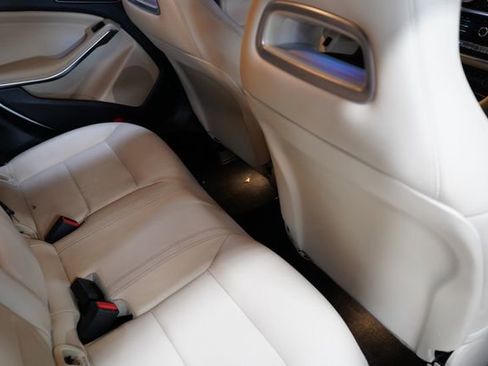 Used 2019 Mercedes-Benz CLA 250 image 20