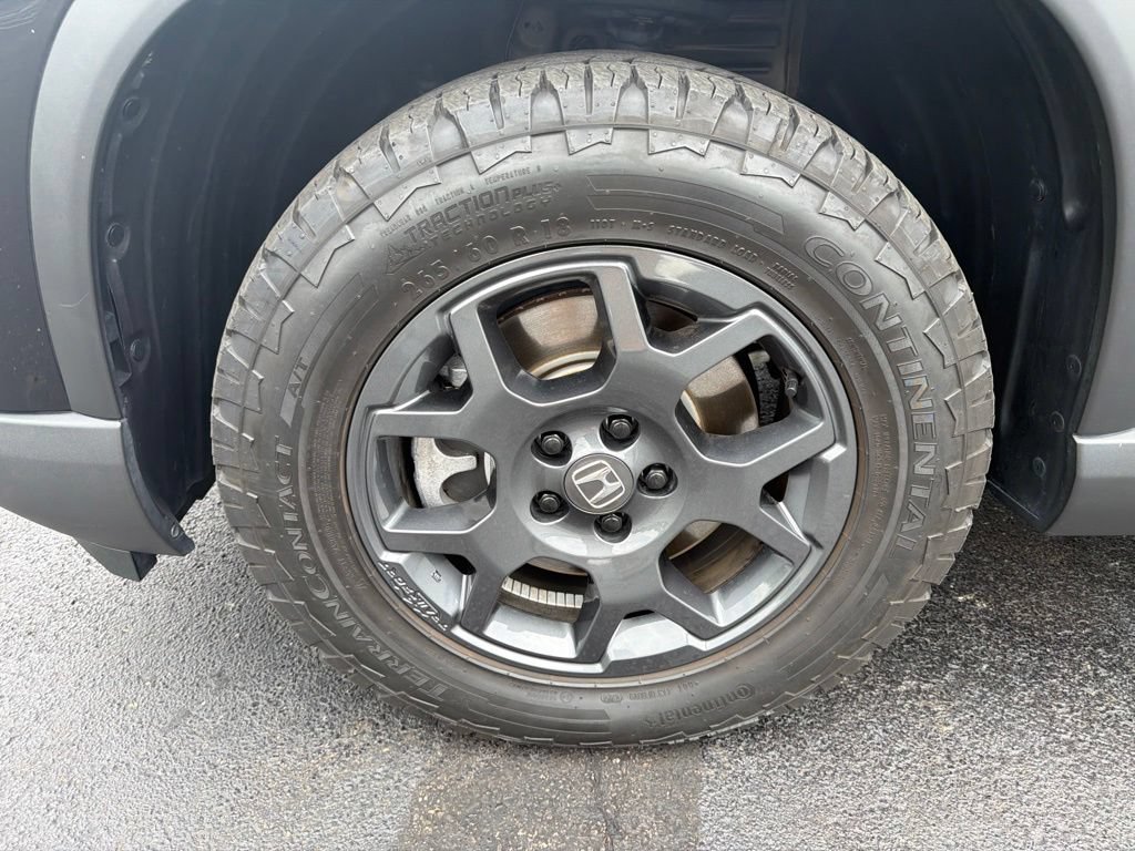 Certified 2025 Honda Pilot TrailSport image 10