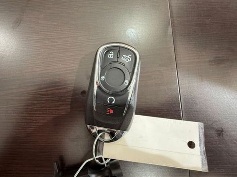 Used 2020 GMC Terrain SLT w/ Preferred Package AWD/4WD image 29