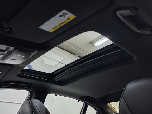 Used 2020 Acura RLX Sport Hybrid w/Advance Pkg image 24