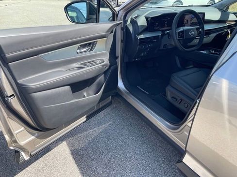 New 2025 Nissan Murano SL image 15