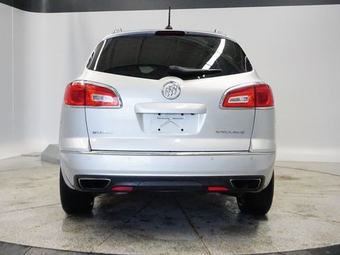 Used 2017 Buick Enclave Leather image 4