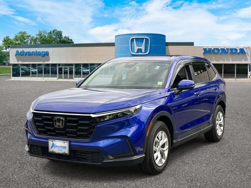Certified 2025 Honda CR-V LX image 2