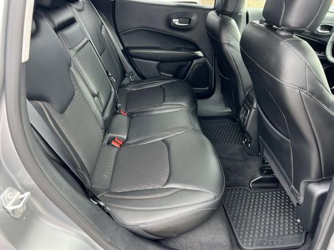 Used 2018 Jeep Compass Latitude w/ Popular Equipment Group image 15