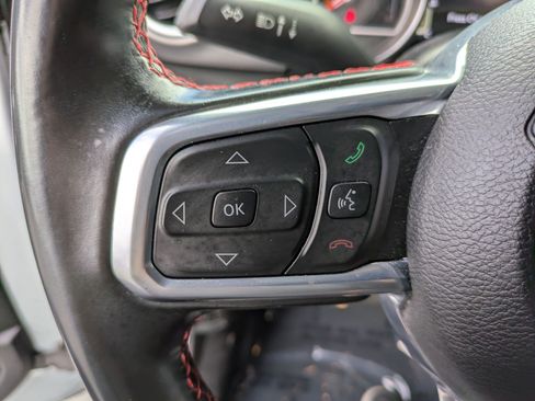 Used 2022 Jeep Gladiator Rubicon w/ LED Lighting Group AWD/4WD image 17