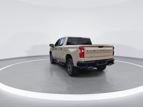 Used 2023 Chevrolet Silverado 1500 LT Trail Boss w/ Convenience Package II AWD/4WD image 9