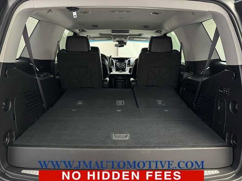 Used 2017 Cadillac Escalade Luxury AWD/4WD image 19