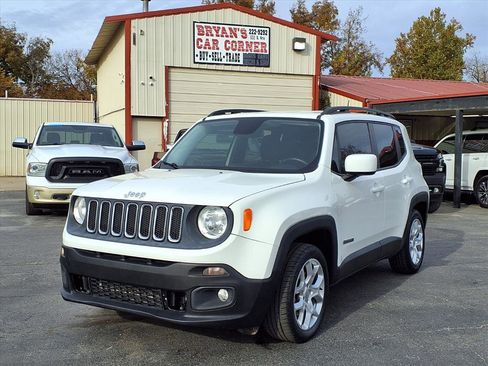 Used 2015 Jeep Renegade Latitude image 1