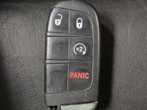 Used 2017 FIAT 500X Lounge FWD image 32