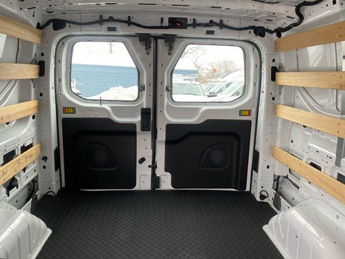 Used 2024 Ford Transit 250 T-250 130 Low Rf 9070 GVWR RW w/ Exterior Upgrade Package image 7