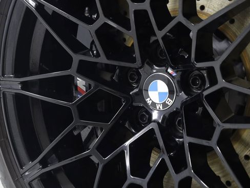 Used 2021 BMW M4 Coupe w/ Executive Package image 19