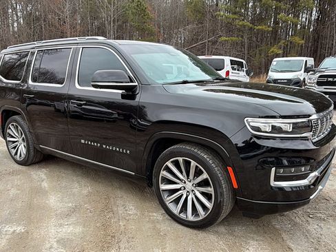 Used 2022 Jeep Grand Wagoneer Series II image 5