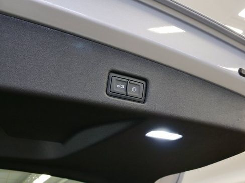 New 2025 Audi Q5 Premium image 14