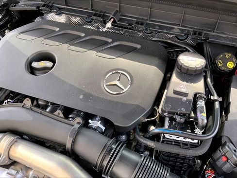 New 2026 Mercedes-Benz GLB 250 4MATIC image 27