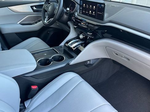 Certified 2026 Acura MDX SH-AWD w/ Technology Package image 18