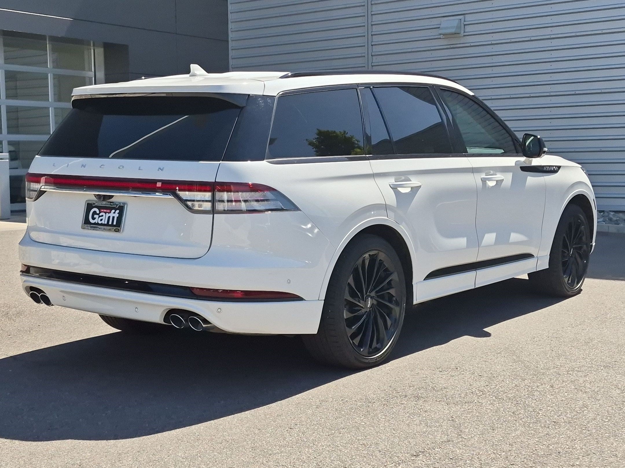 Used 2024 Lincoln Aviator Reserve w/ Equipment Group 201A AWD/4WD image 5