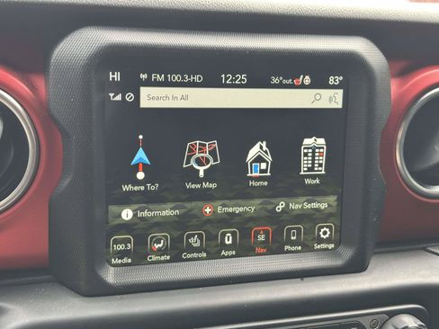 Used 2021 Jeep Gladiator Rubicon AWD/4WD image 33