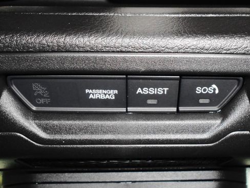 New 2025 Jeep Gladiator Sport image 19