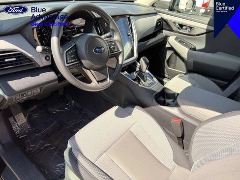 Used 2025 Subaru Outback Premium AWD/4WD image 16
