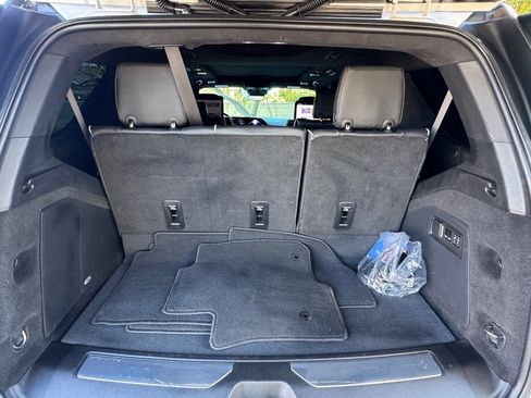 Used 2024 Cadillac Escalade Sport Platinum image 23