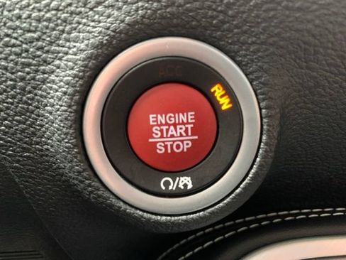 Used 2022 Dodge Challenger SRT Hellcat RWD image 17