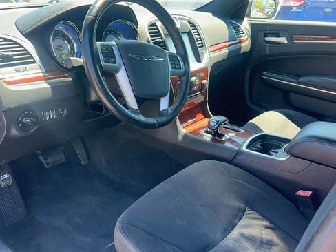 Used 2012 Chrysler 300 RWD image 25
