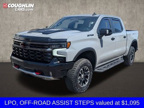 Used 2025 Chevrolet Silverado 1500 ZR2 w/ Technology Package image 4