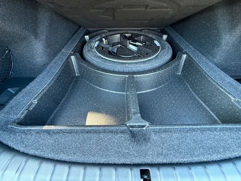 Used 2023 BMW 530i xDrive image 29