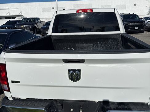 Used 2022 RAM 1500 Classic SLT image 5