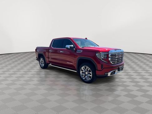 Used 2022 GMC Sierra 1500 Denali w/ Denali Reserve Package AWD/4WD image 2