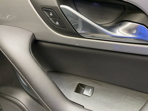 Used 2023 Chevrolet Blazer LT image 16