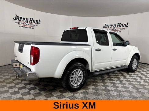 Used 2016 Nissan Frontier SV RWD image 6