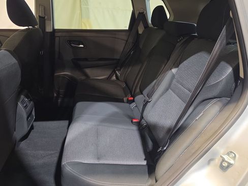 Used 2023 Nissan Rogue SV FWD image 23