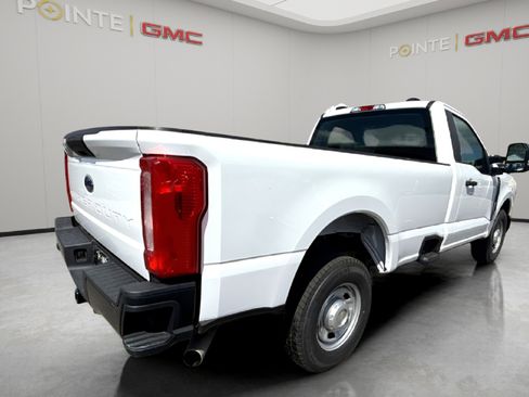 Used 2024 Ford F250 XL image 5
