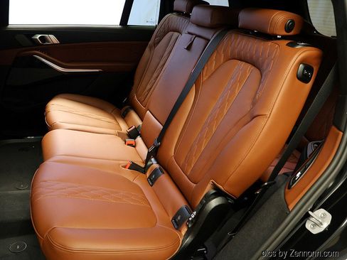 New 2026 BMW X7 xDrive40i w/ Executive Package image 12