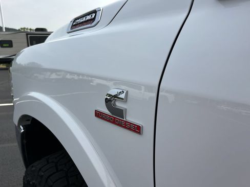 Used 2022 RAM 2500 Laramie AWD/4WD image 13