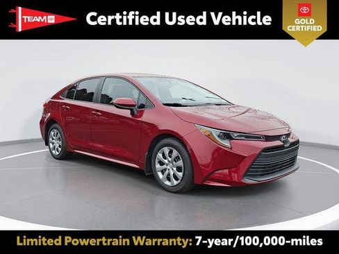 Certified 2025 Toyota Corolla LE image 1