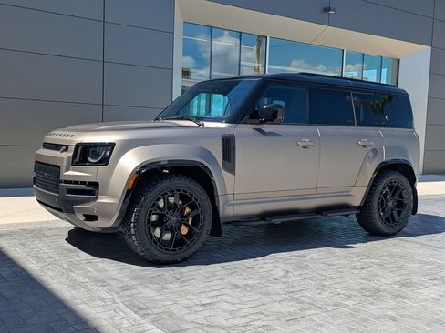 New 2026 Land Rover Defender 110 OCTA AWD/4WD image 2