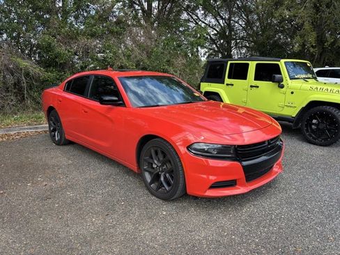 Used 2023 Dodge Charger SXT w/ Blacktop Package image 7