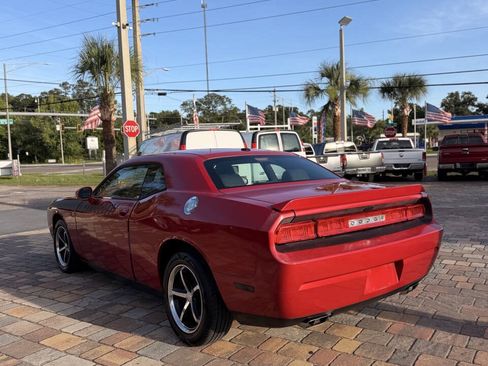 Used 2012 Dodge Challenger SXT Plus RWD image 11