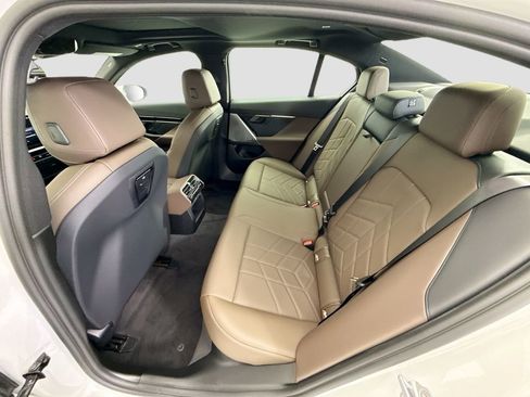 New 2026 BMW 530i RWD image 20