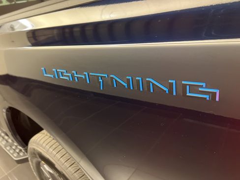 New 2025 Ford F150 Lightning Lariat image 40