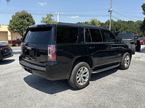 Used 2018 GMC Yukon SLE w/ SLE Value Package image 5
