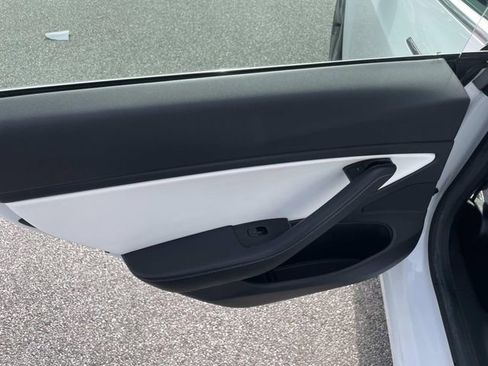 Used 2019 Tesla Model 3 Long Range image 11
