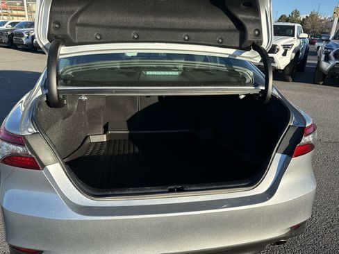 Used 2023 Toyota Camry XLE image 15