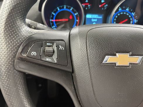 Used 2016 Chevrolet Cruze LT FWD image 28