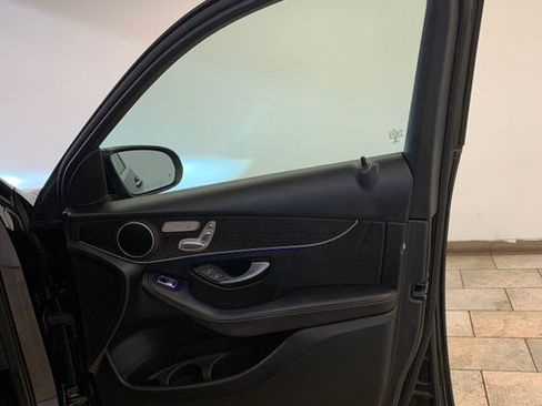Used 2022 Mercedes-Benz GLC 300 4MATIC image 55