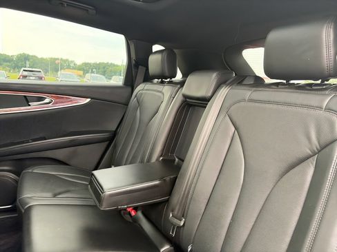 Used 2017 Lincoln MKX Reserve AWD/4WD image 27
