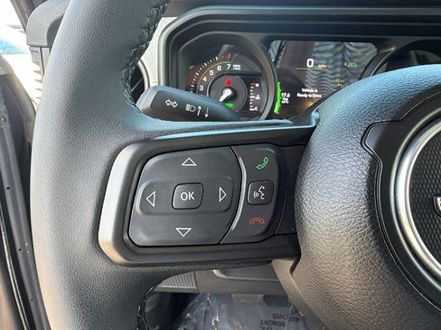 Used 2025 Jeep Wrangler Unlimited Sport S 4xe AWD/4WD image 27